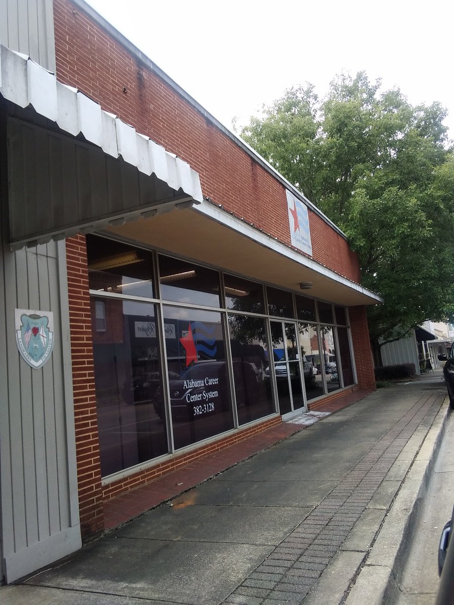 New town every hour on Twitter "Greenville, Alabama Population 5,477