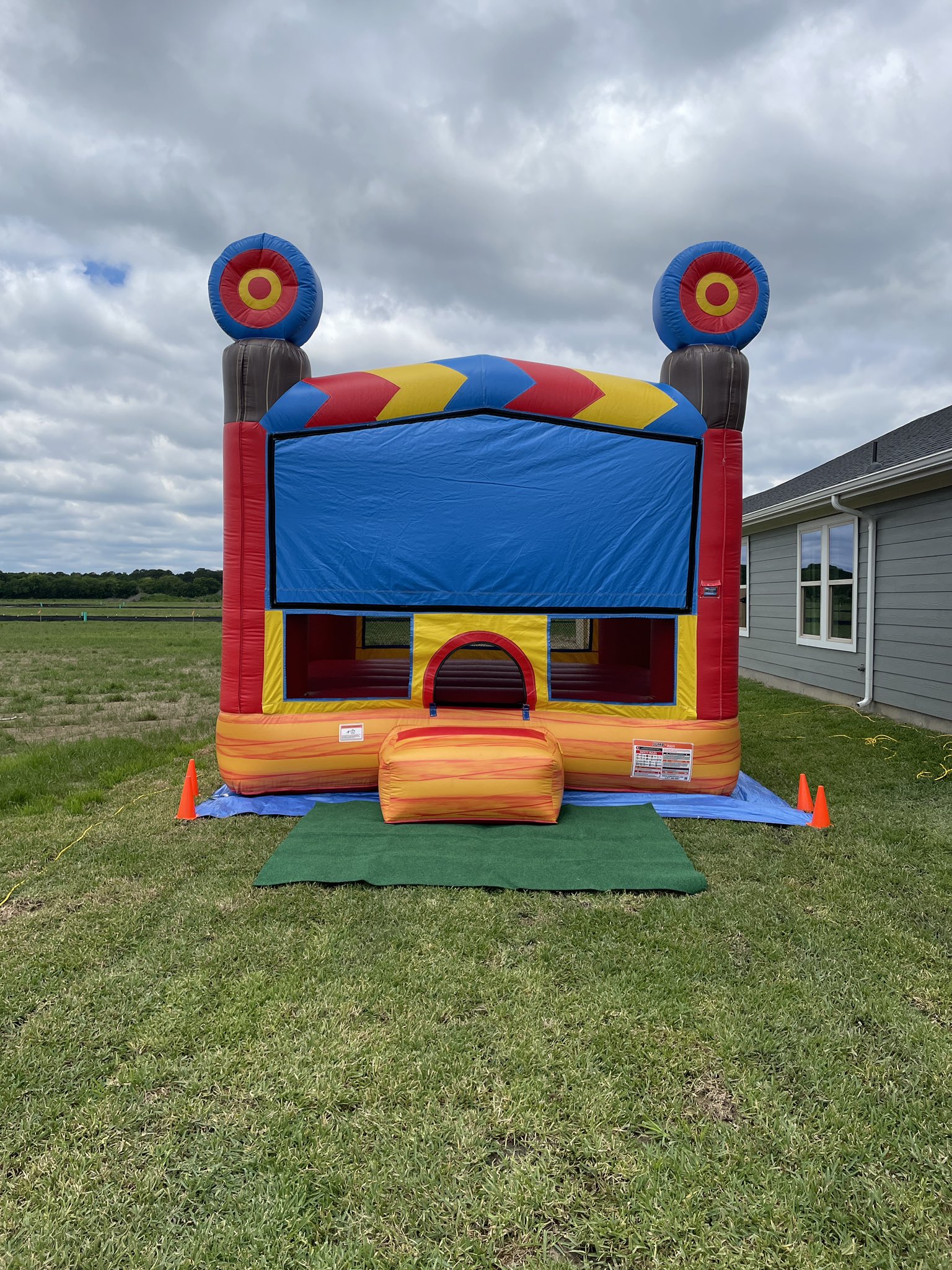 R2R Moonwalk and Party Rentals, LLC on Twitter "Kick off the season