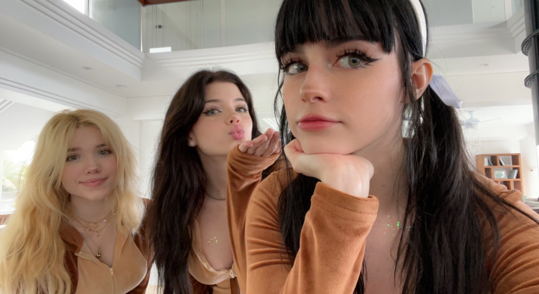 TW Pornstars - Soogsx. Twitter. happy bday to us (we’re triplets). 6:52