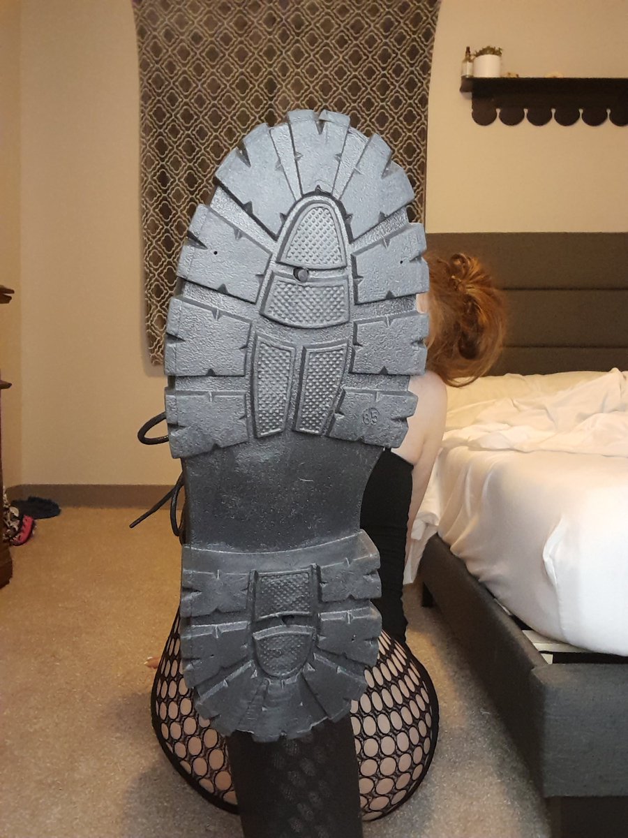 on Twitter "RT Kinkyykittennn Visit my Feetfinder if