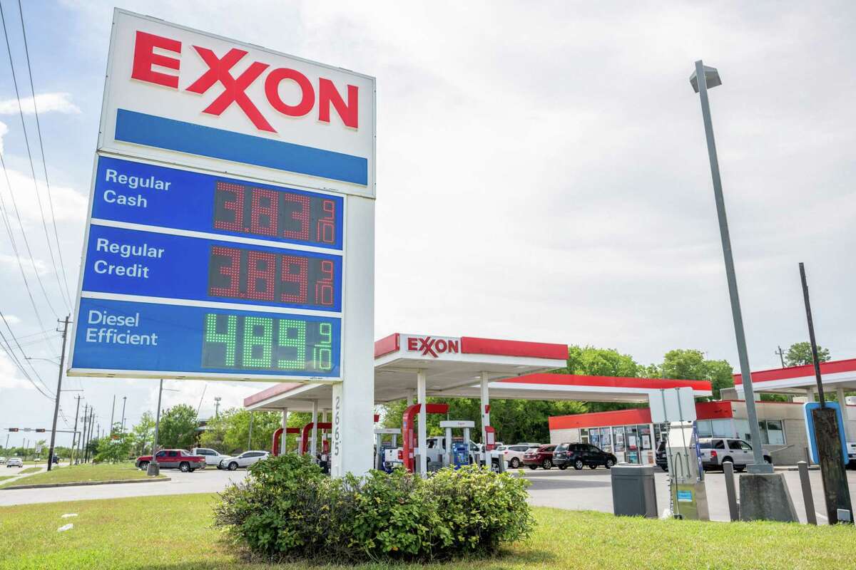 EXXONMOBIL SUPERERA' LE STIME ANALISTI