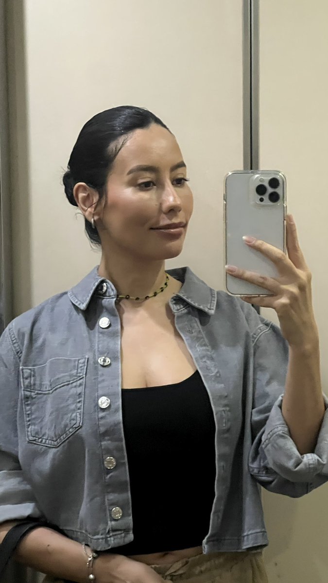 florabella photos and videos from OnlyFans | Honey Affair