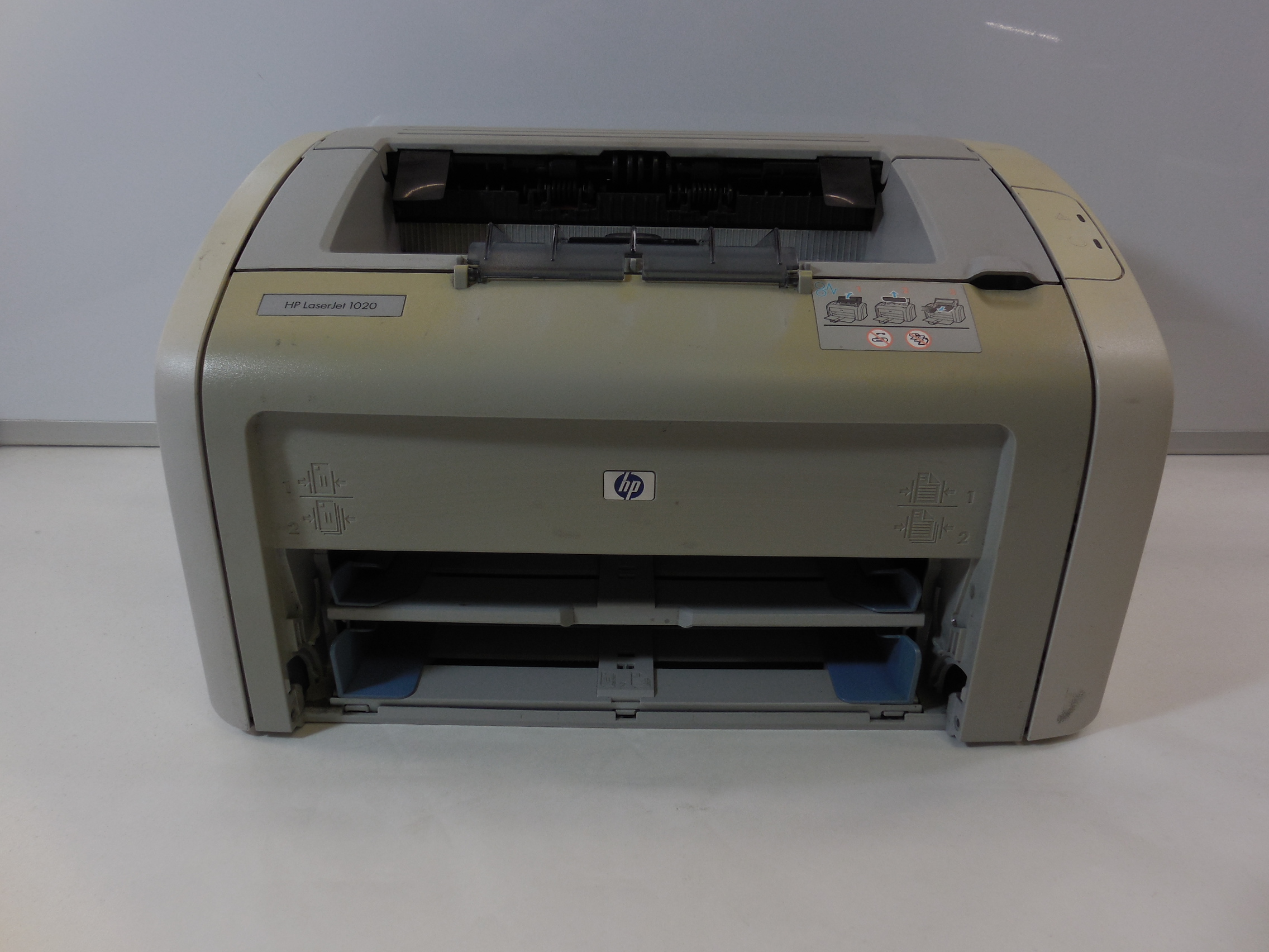 Принтер HP LaserJet 1020
