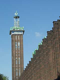 オリンパス、「CAMEDIA E-10」ミニ実写レポート