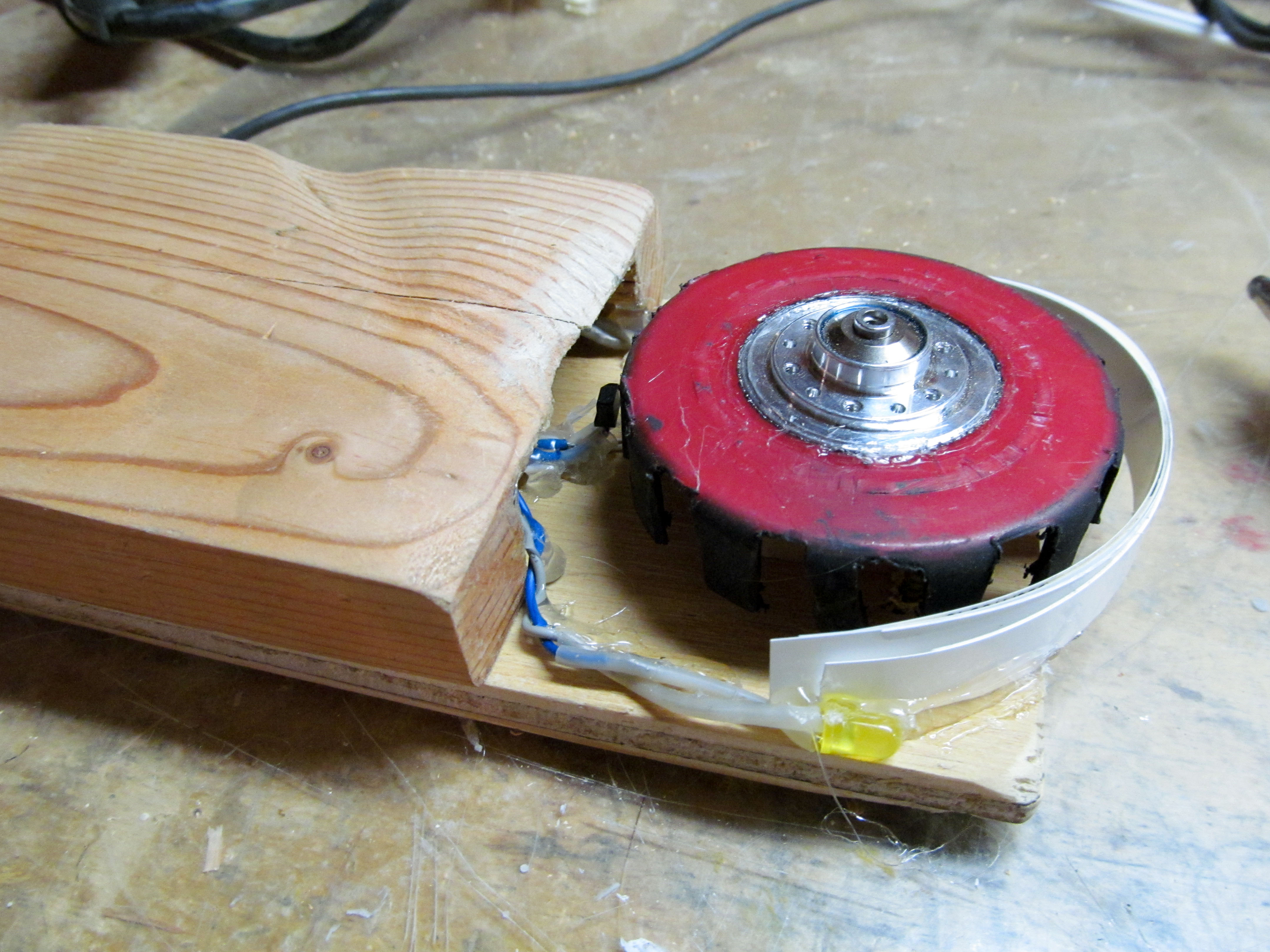 Making a Computer Jog/Scrolling Wheel – PCB Isolation