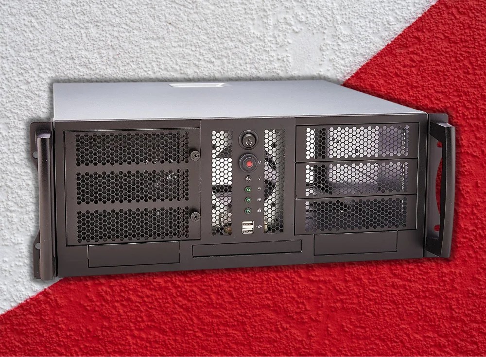 8 Best Rackmount PC Cases for Long Shelf Builds 2023