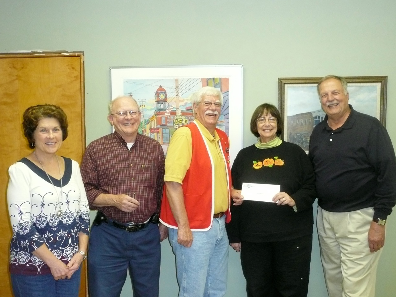 Plain City Lions Club Gives 500 to the Plain City Historical Society.