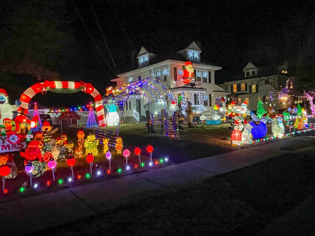 Christmas Lights Best in Windsor! PC Development Group