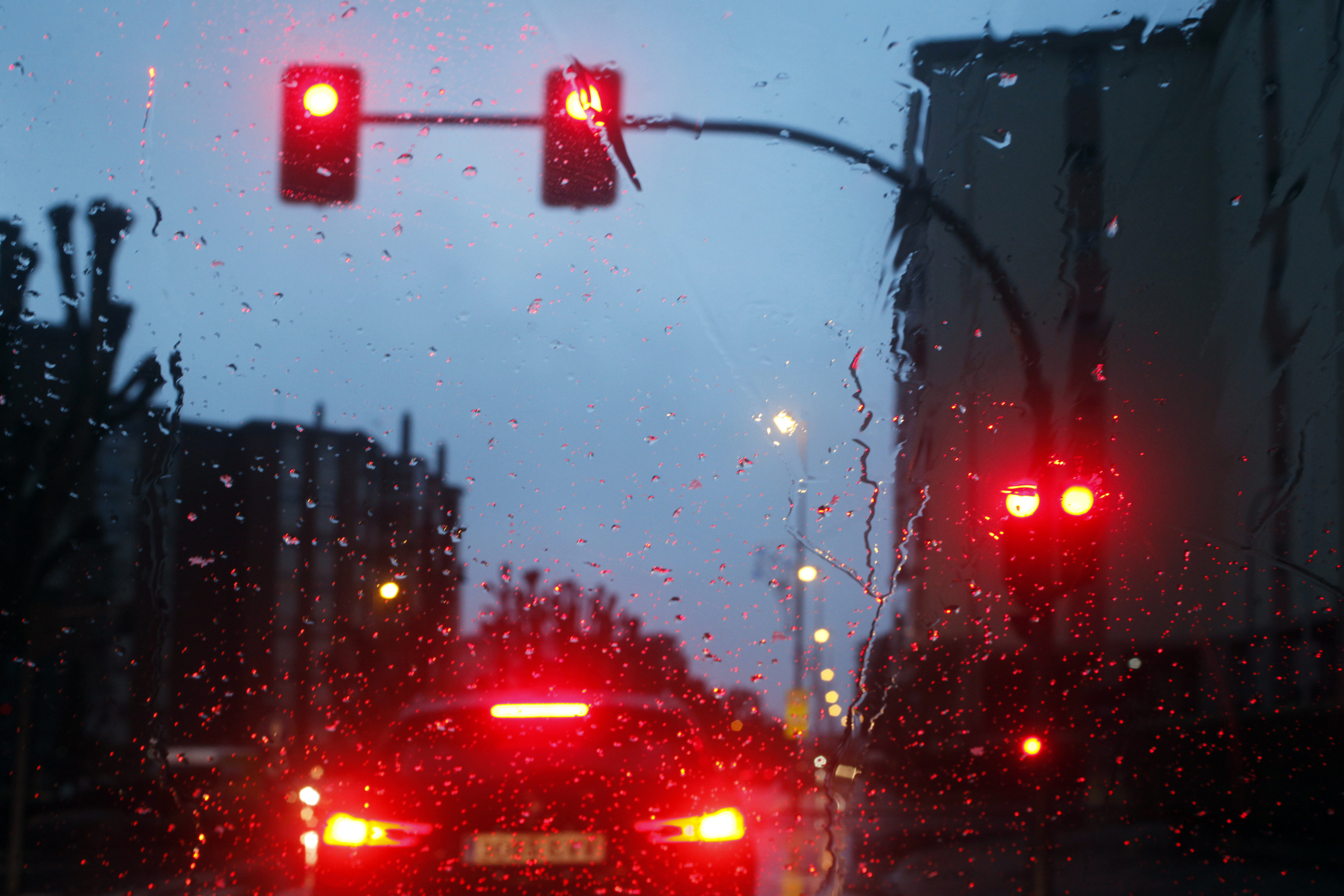 What should you do if a red light won’t change? Can you run it? Here’s