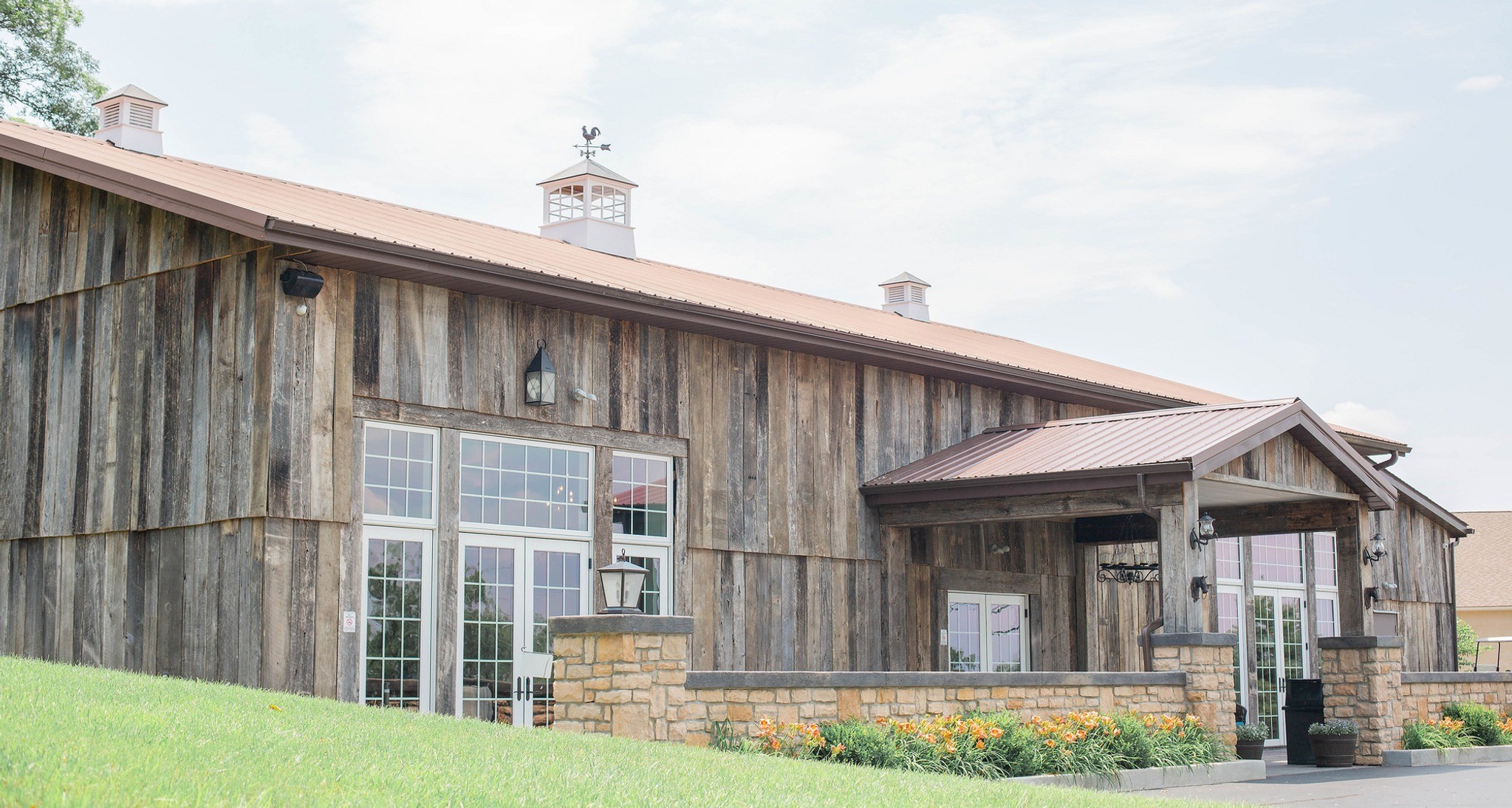 Catering Facility The Old Blue Rooster Lithopolis and Groveport Ohio