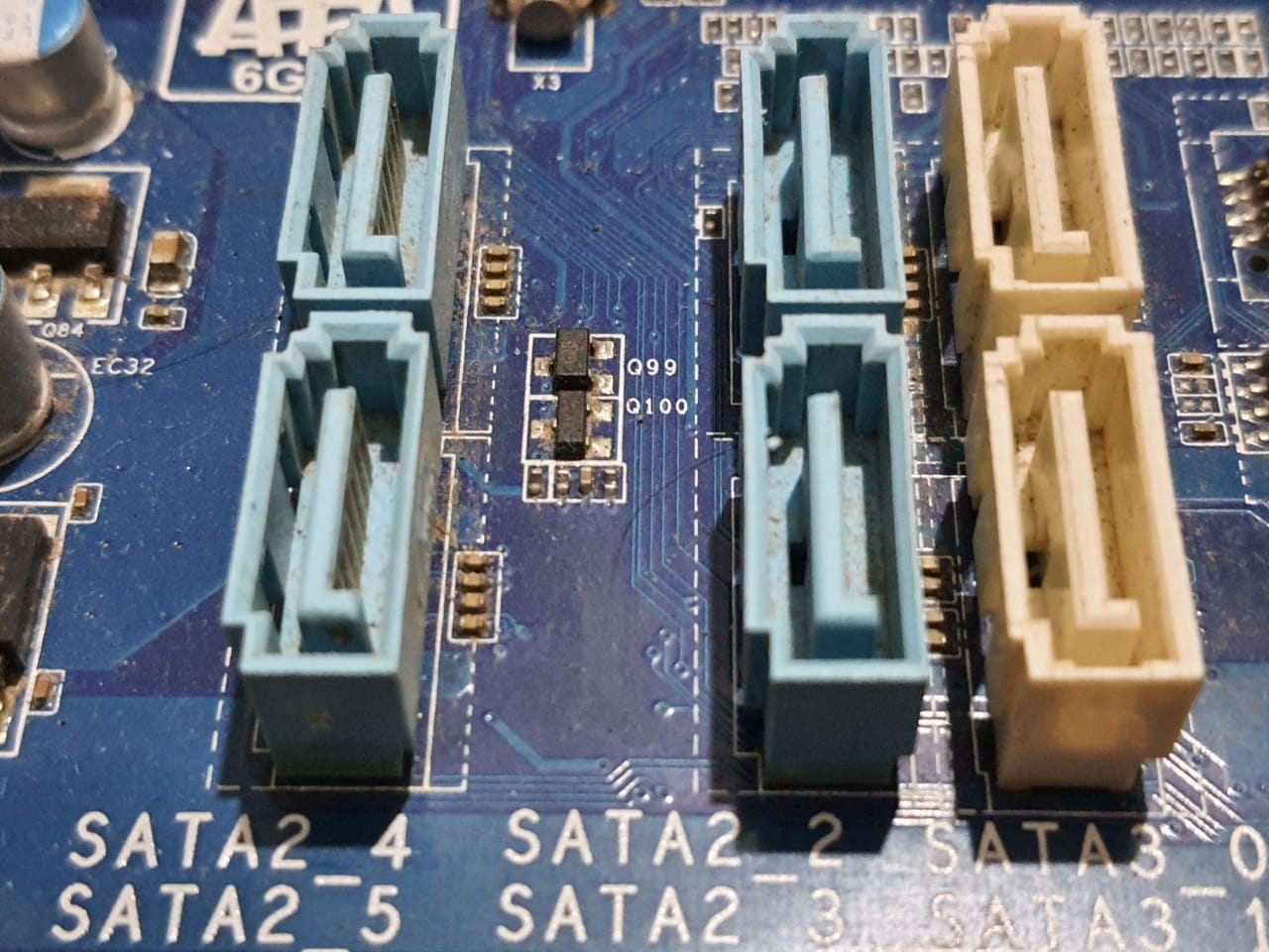 What Does a SATA Port Look Like? - PC Guide 101