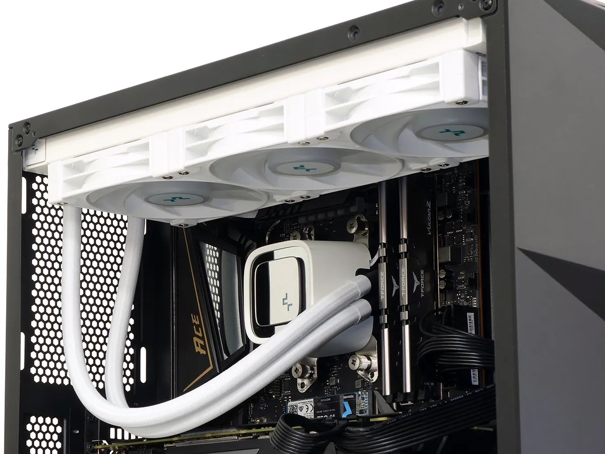 DeepCool LS720 WH CPU Cooler Review