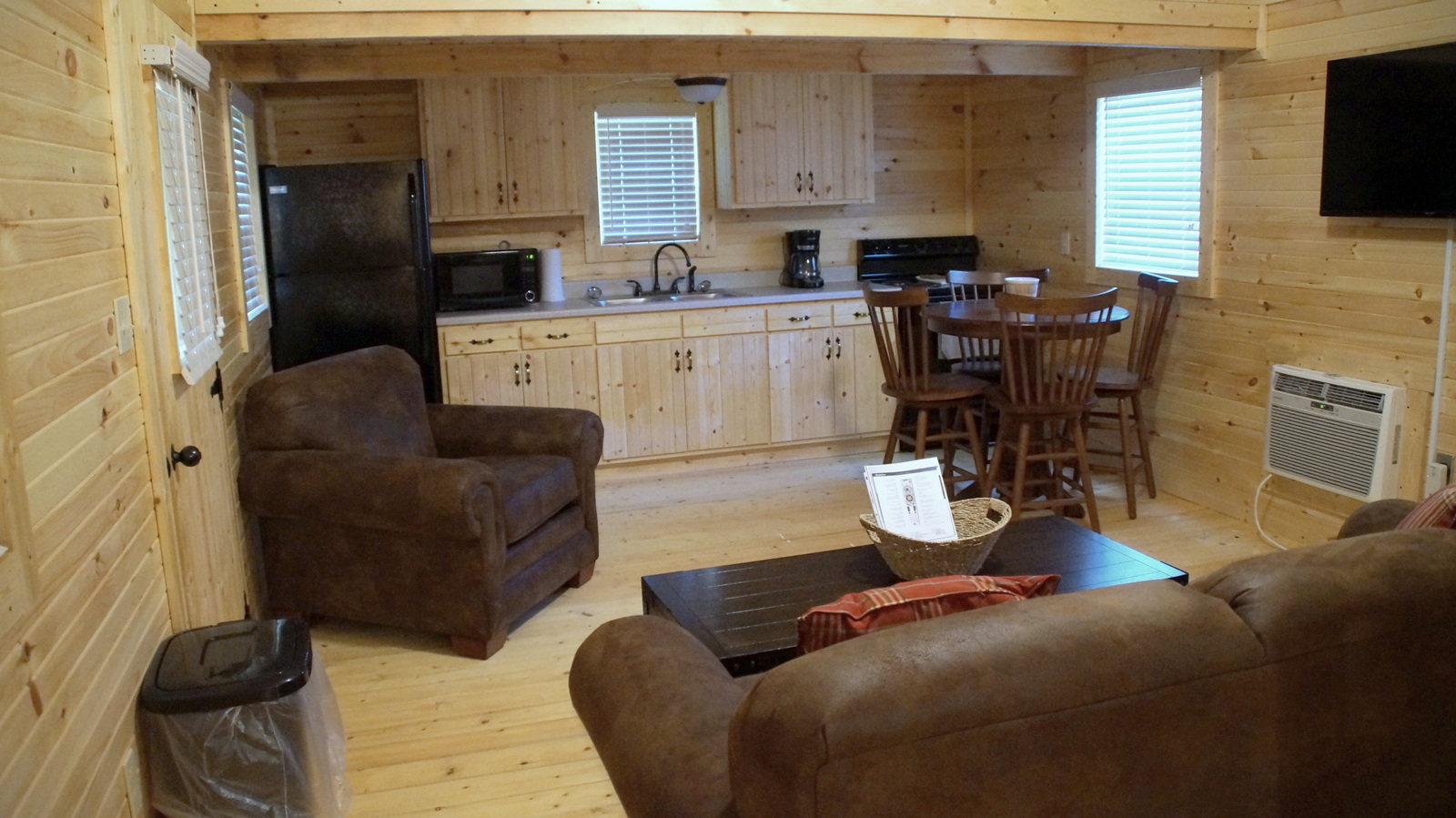 Cabins Pulaski County Park