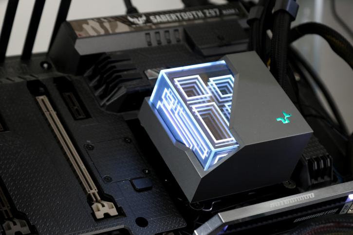 The Deepcool LT720 LCS Infinity Cooler - PC Perspective