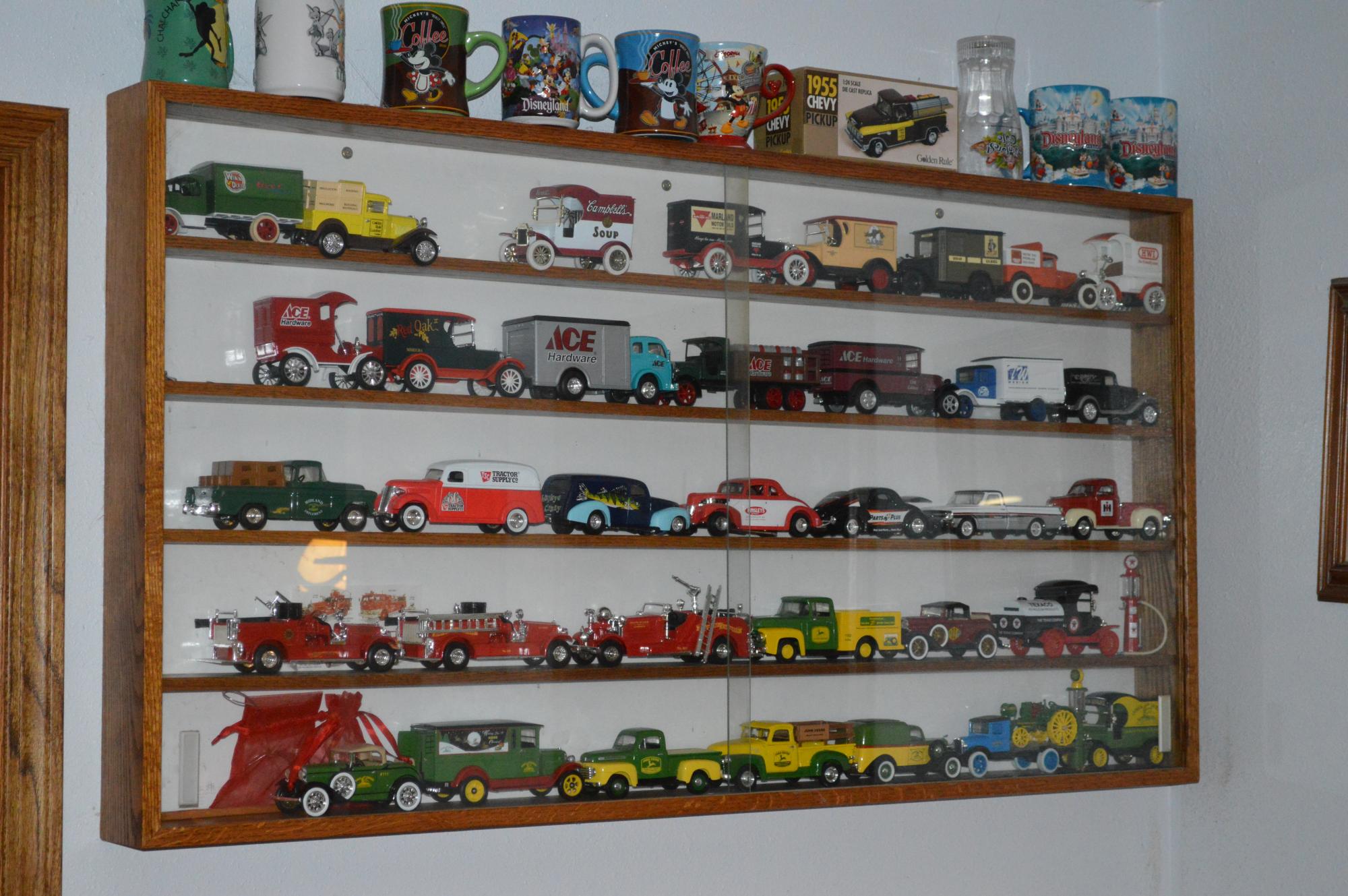 "S" Gauge Train Display Cases