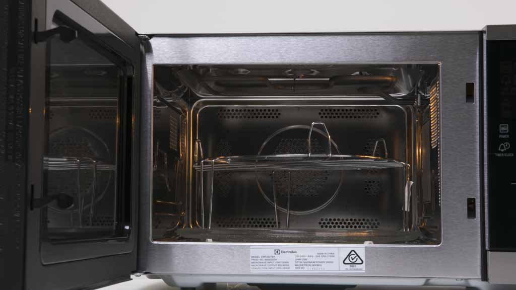 Electrolux EMF2527BA Review Convection microwave CHOICE
