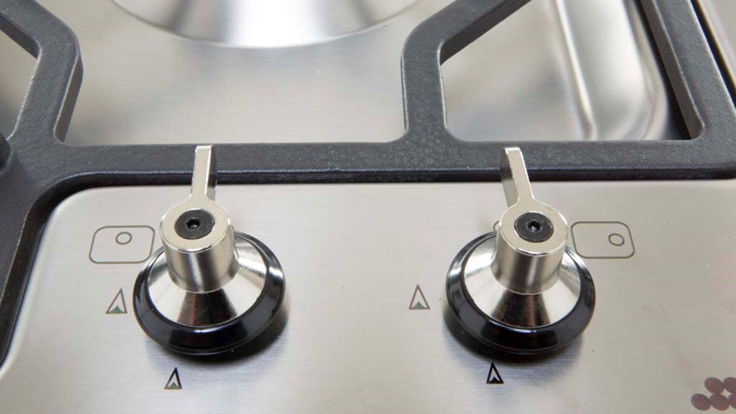 Smeg PGA64 Review Best gas cooktops CHOICE