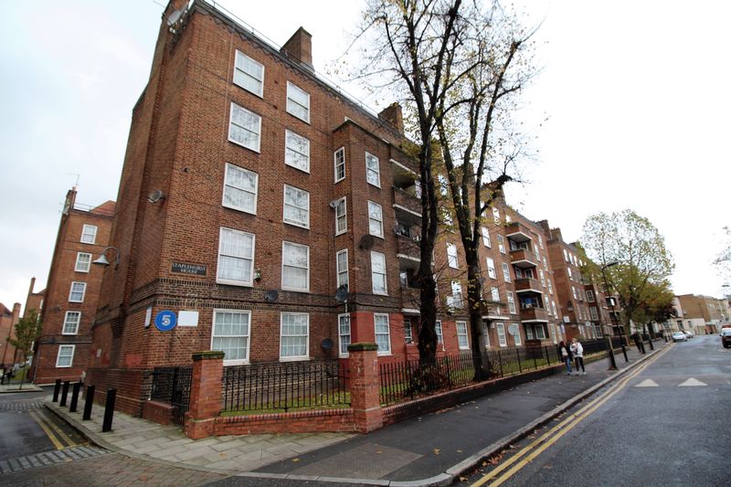 3 bedroom flat for sale, Staplehurst House, Pembury Estate, Clarence