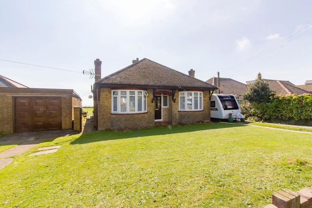2 bedroom detached bungalow for sale, Old Dover Road, CapelLeFerne