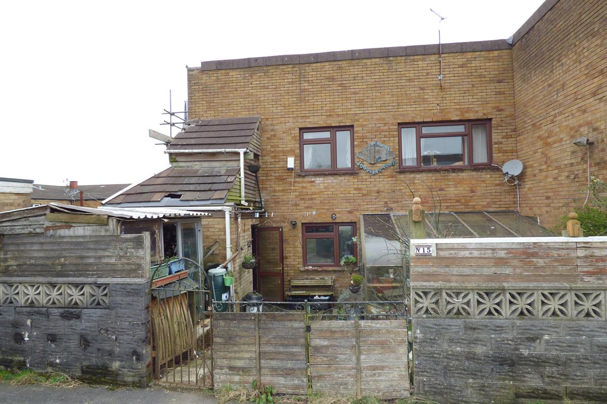 3 bedroom semidetached house for sale, Woodland Close, Bettws