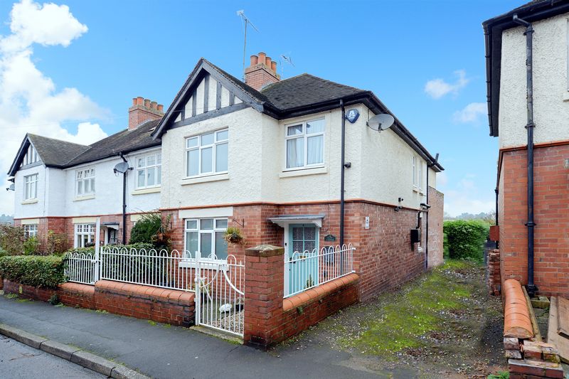 3 bedroom terraced house for sale, Cliff Gardens, Cliff Road