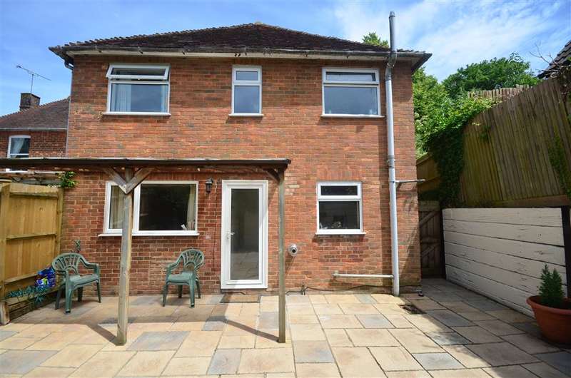 Barrow Hill Sellindge Kent, TN25 , 3 bed, Detached, TN25 6JT, £218,000