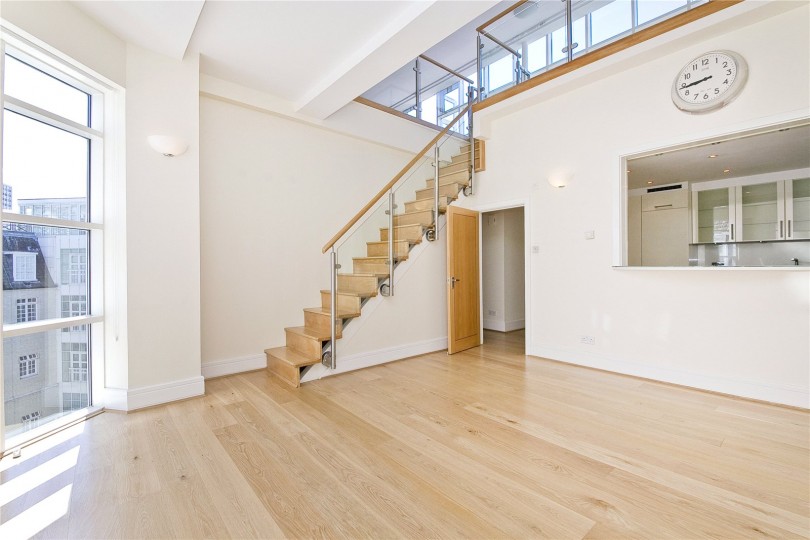 3 bedroom flat for sale, New River Head, Rosebery Avenue, London, EC1R 4UP