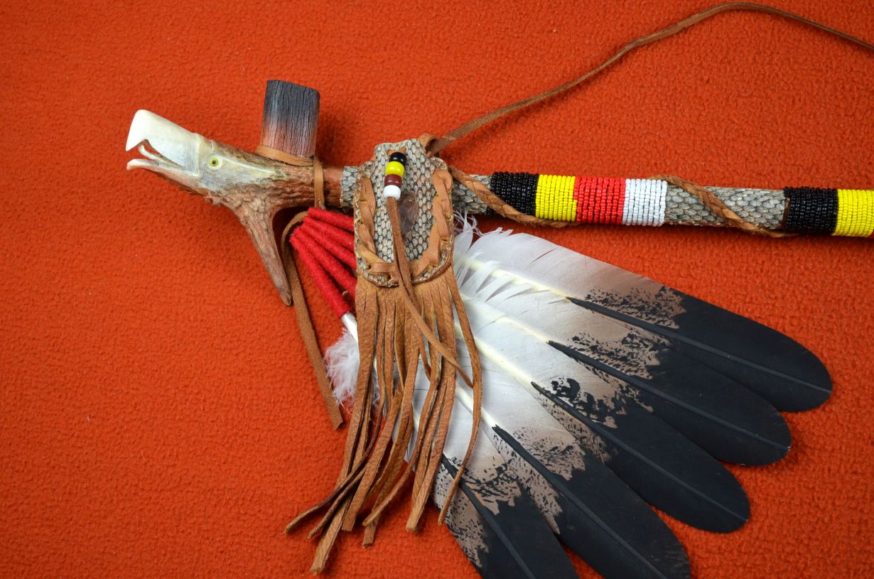 Calumet Fancy Native American Eagle Ceremonial Peace Pipe