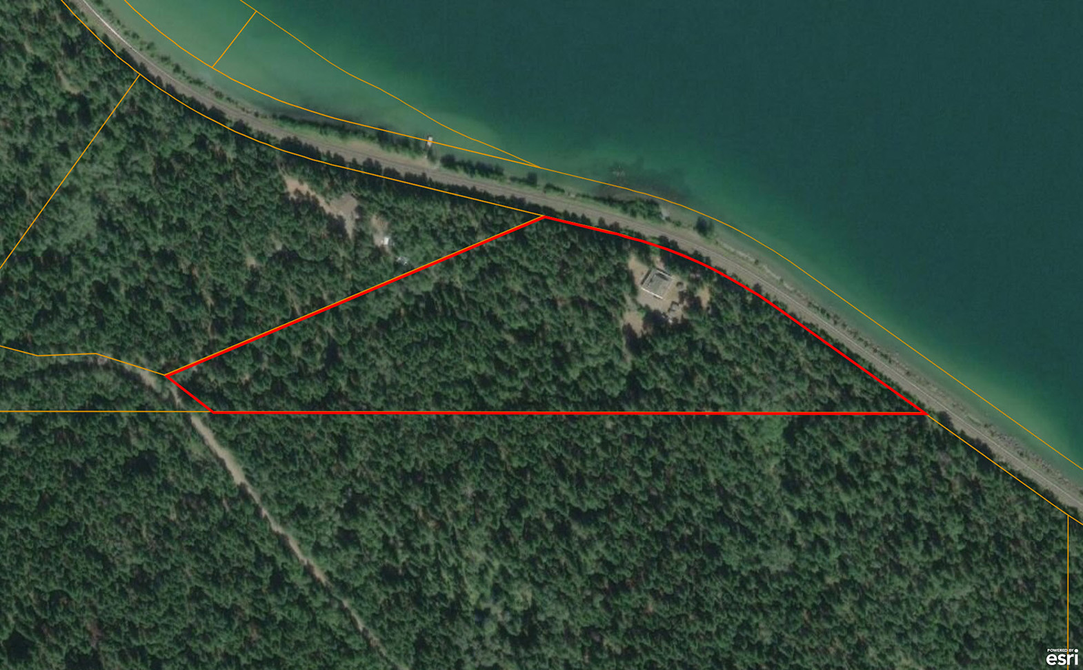 Beautifully Private Offgrid Lakefront Cottage on 9.90 Acres Nestled Along the Banks of Lac La