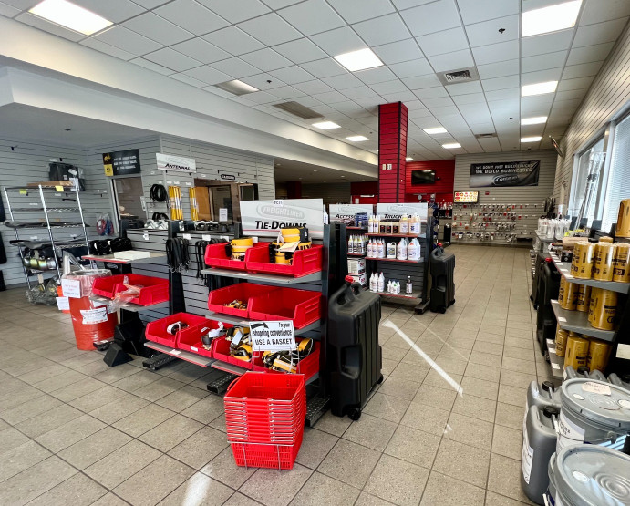 Jefferson, GA Commercial Truck & Freightliner Dealership Peach