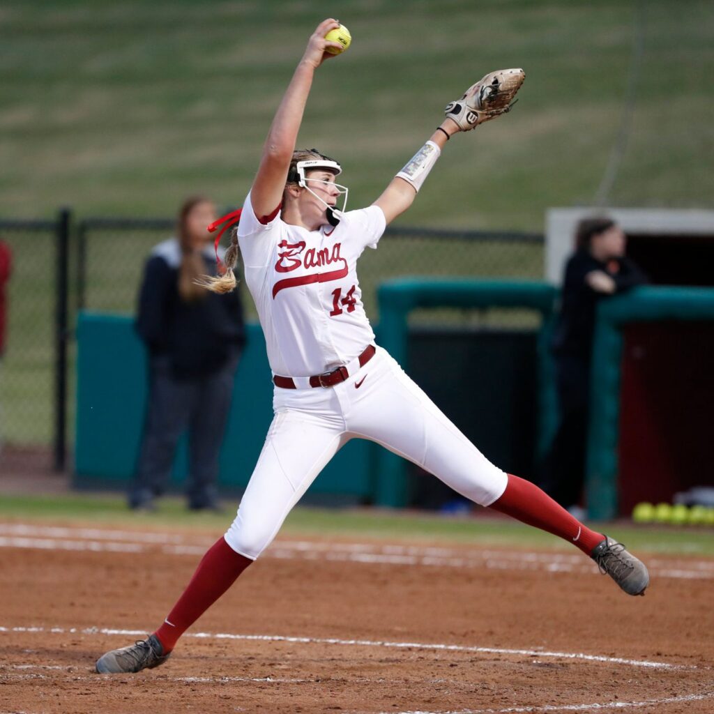 Montana Fouts Named SEC Softball Pitcher of the Week Peach State