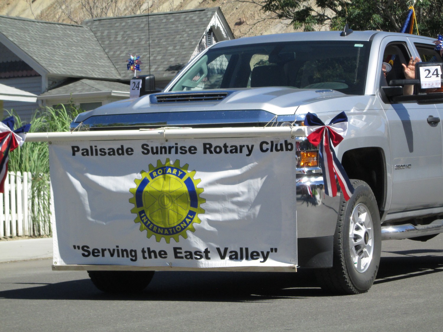 Palisade Sunrise Rotary Club Makes a Positive Difference in our Town