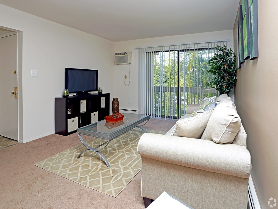 Peachtree Apartments Gallery