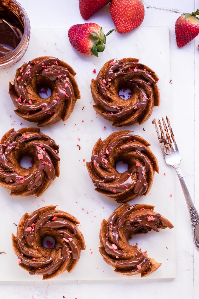 Healthy Strawberry Banana Mini Bundt Cakes with Chocolate Ganache