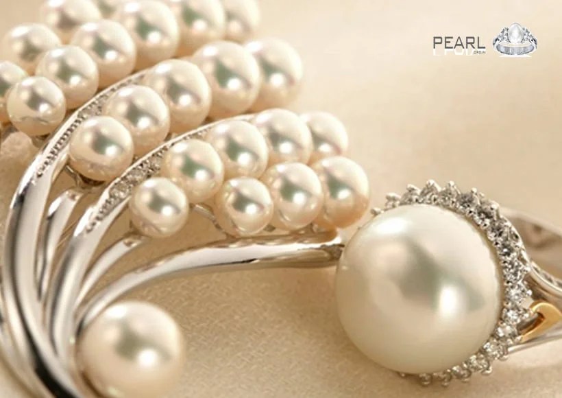 theninecoloredpearlsandtheirsymbolicmeaning