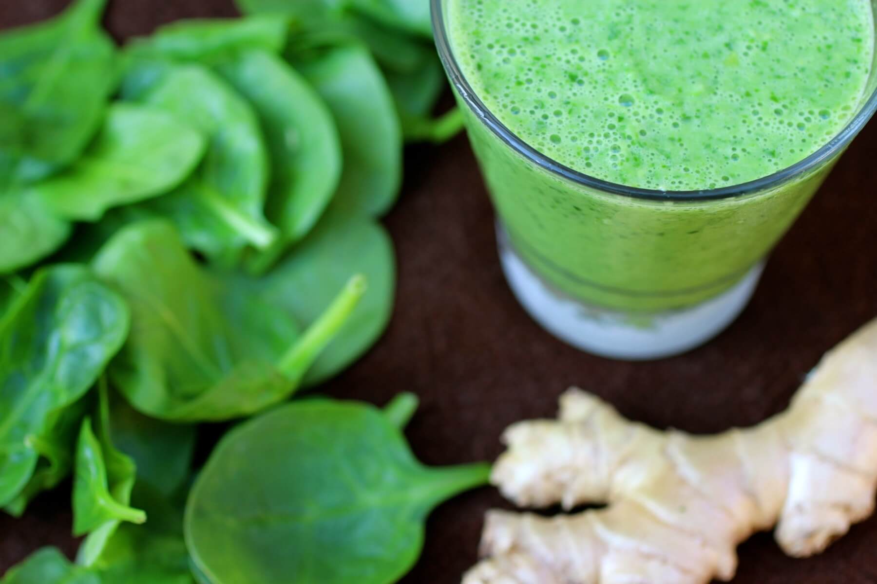 Spinach & Ginger Smoothie Pebble Fertility