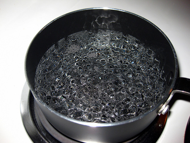 Difference Between Boiling and Condensation Definition, Phase Change