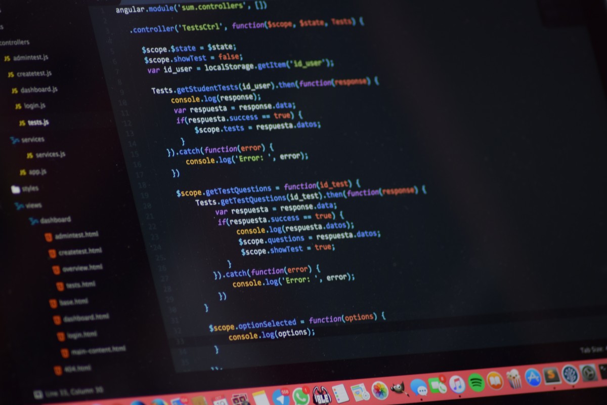 What is the Difference Between Run Time Error and Syntax Error