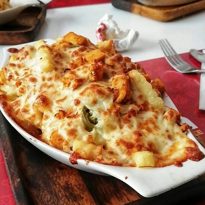 Best Pizza Fries in Karachi Peekaboo Guru