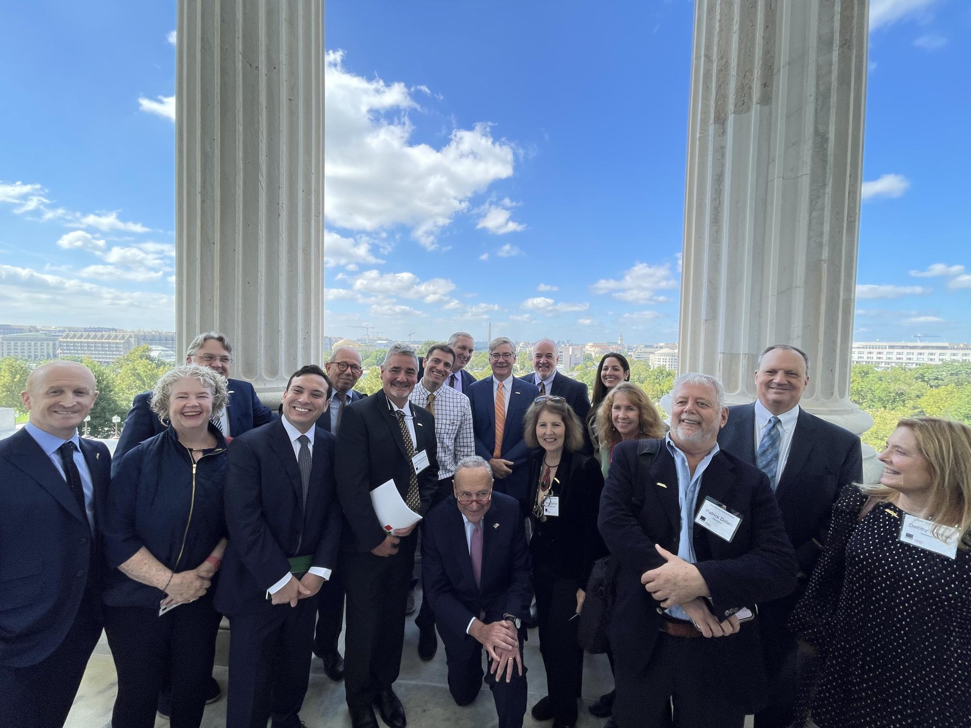 Newspaper publishers lobby Congress for passage of bill to protect(04)