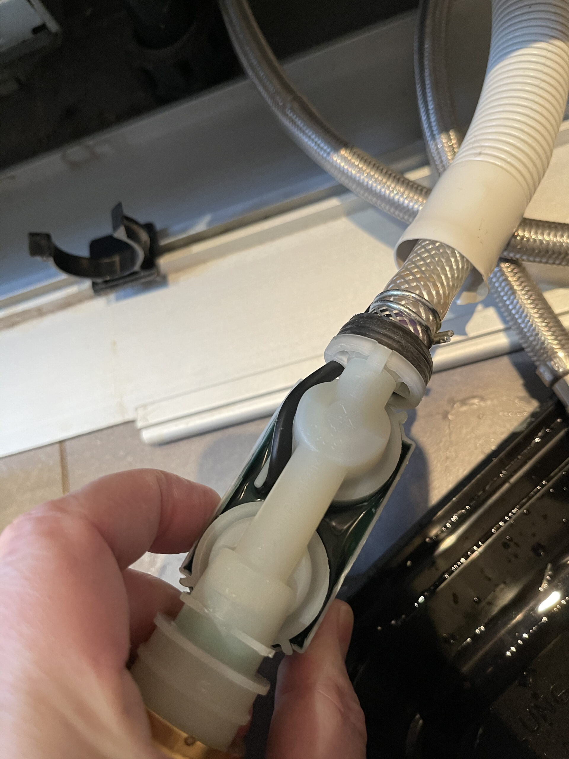 Peeter Joot's Blog » fill valve replacement