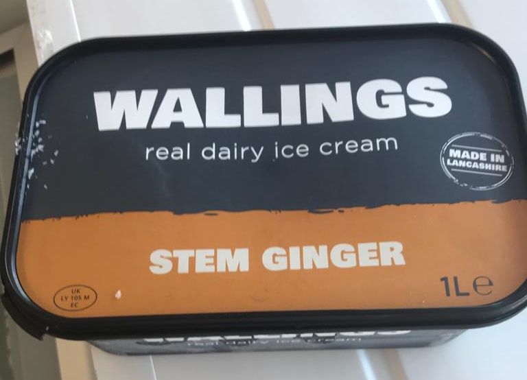 Wallings Stem Ginger Ice Cream (1ltr) Peets Plaice