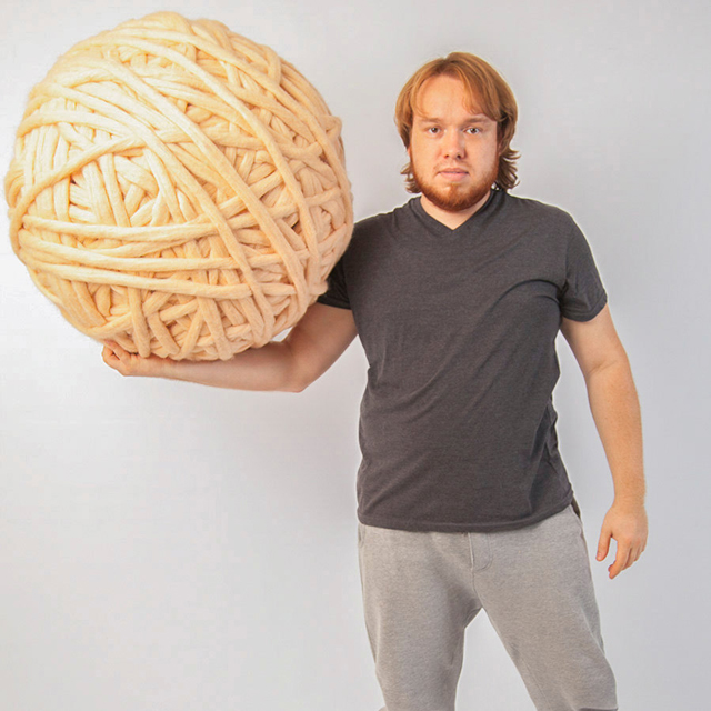 Giant Balls of Yarn for ARM Knitting!!! Peewee's blog