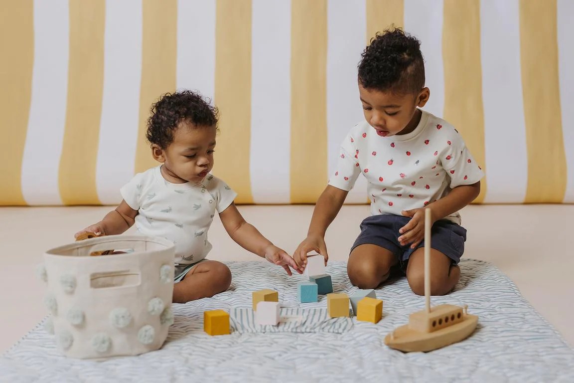 How to Clean Baby Toys? Your Complete Guide (2023) Pehr