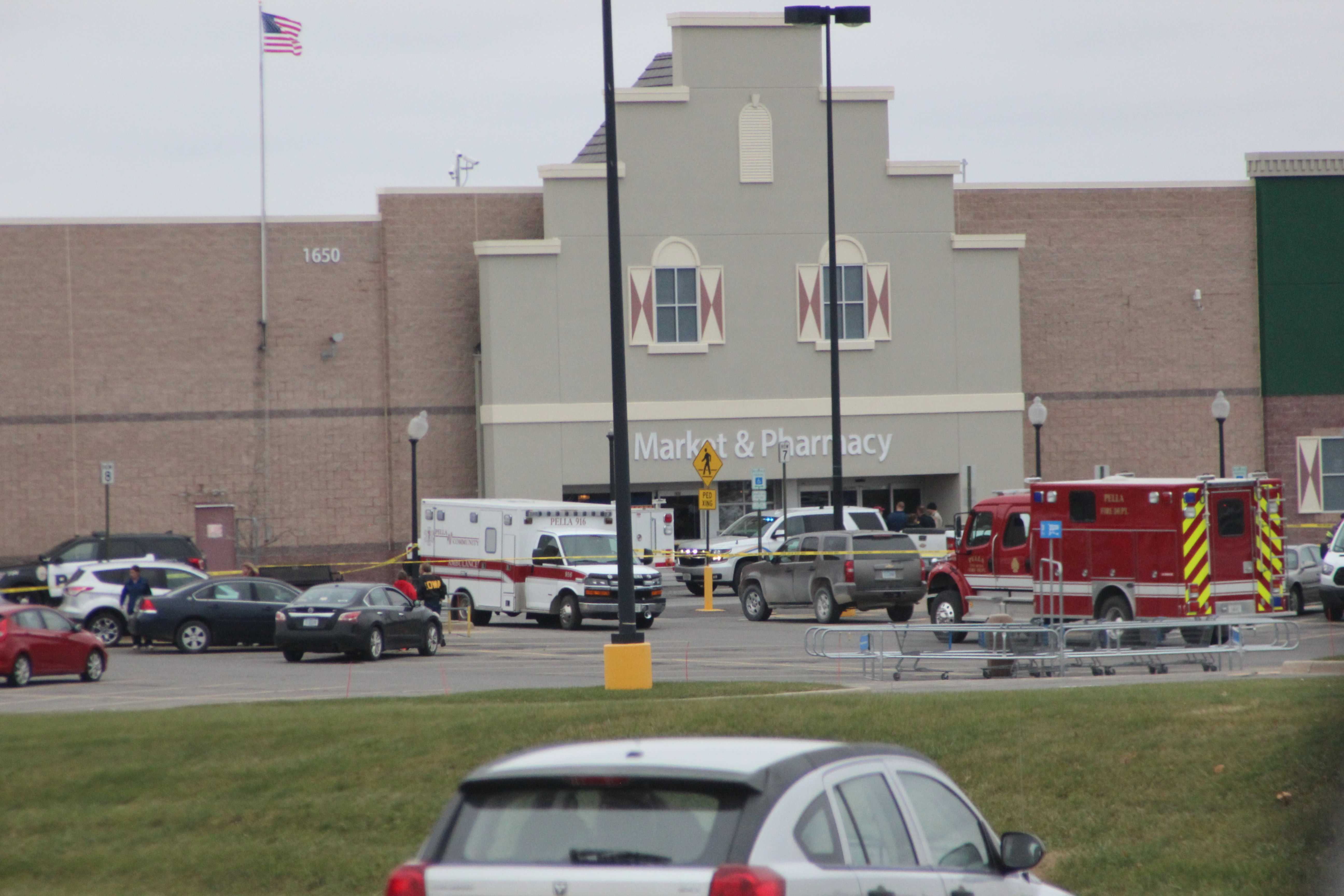 Truck Crashes into Pella Walmart The Pelladium