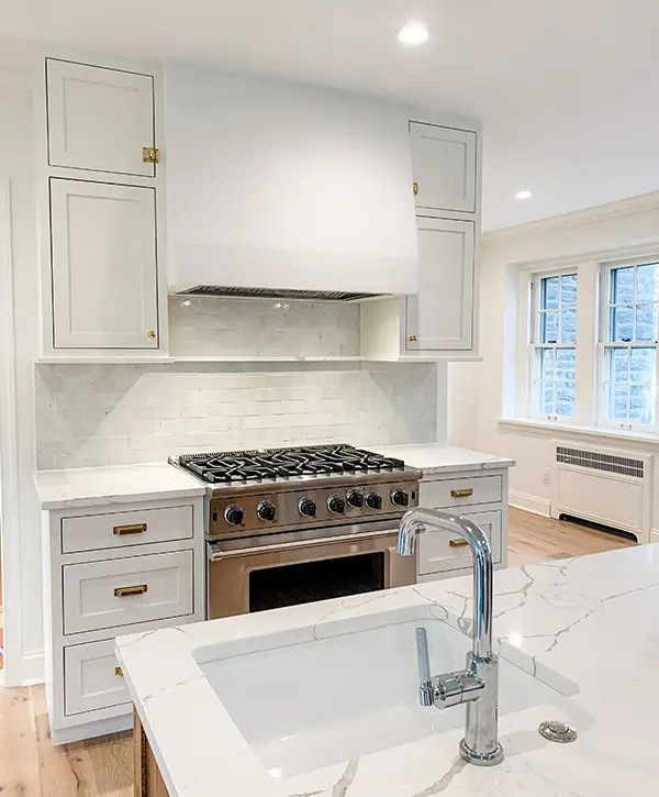 Have An Exceptional Kitchen Layout With A Kitchen Designer