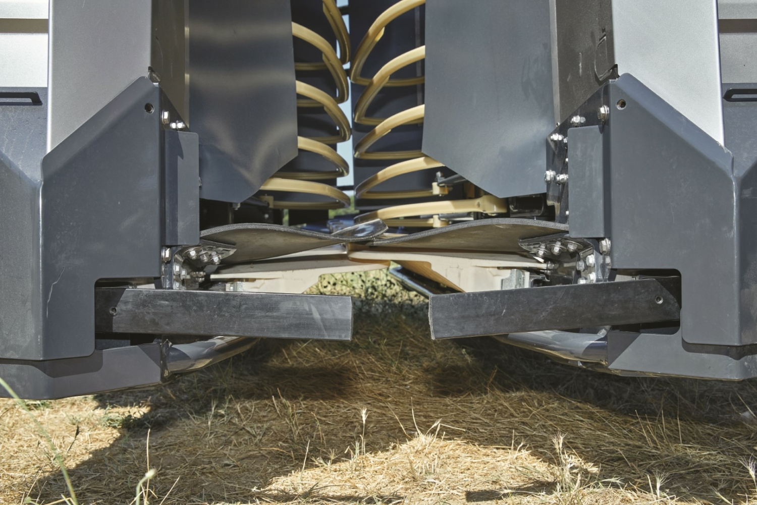Tow Behind Harvester New Grapes'Line harvester from Pellenc America