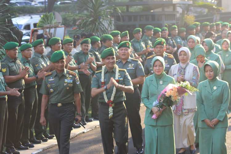 Kolonel Inf Iwan Setiawan resmi menjadi Danrem 052/Wijayakrama