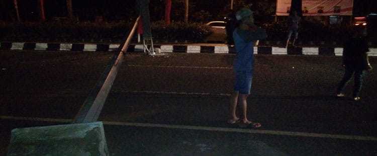 Tiang PJU Puspemkot Tangerang Roboh