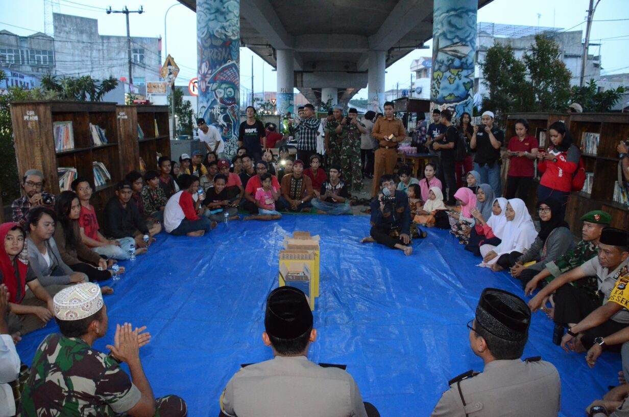 bukber ngemper polisi
